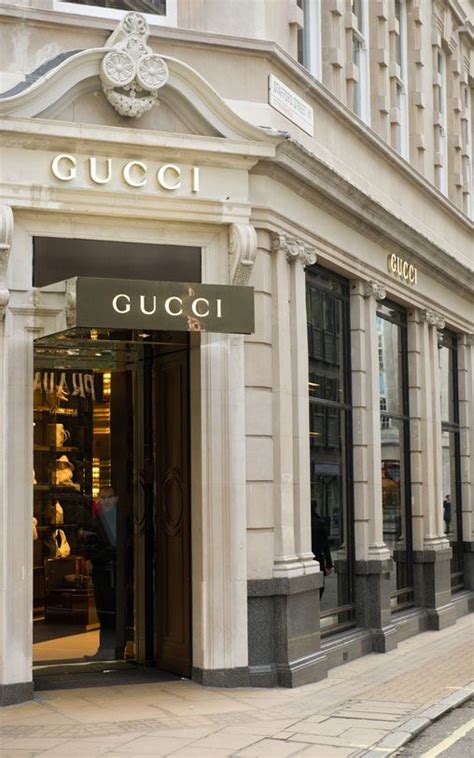 gucci europe shop online.